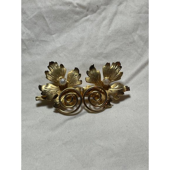 Vintage Brushed Gold Spiral Design Double Leaf Faux Pearl Brooch - Picture 6 of 11
